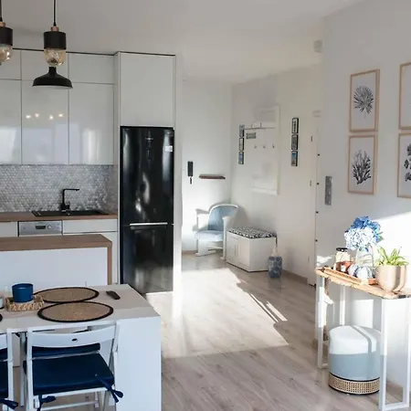 Hamptons * غدينيا